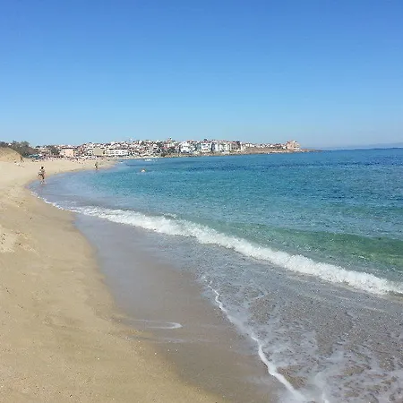 فندق Family Muses